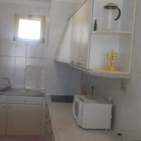 Confortavel Apartamento Em Praia Da Rocha פורטימאו